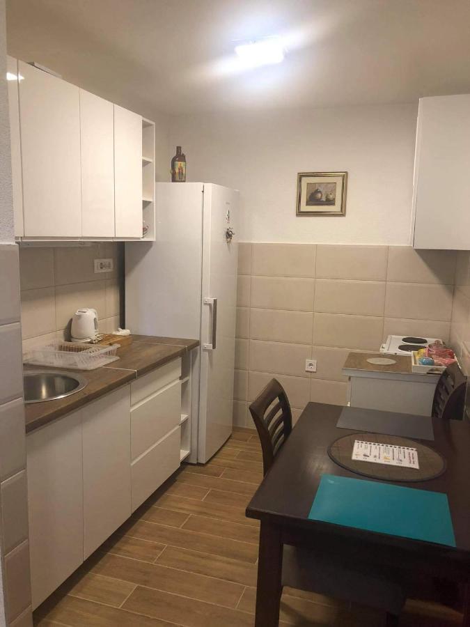 T-A Apartment Rijeka Crnojevića Exteriör bild