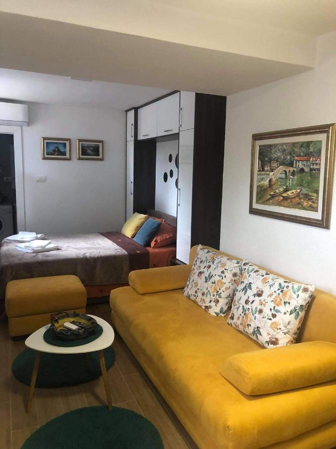 T-A Apartment Rijeka Crnojevića Exteriör bild