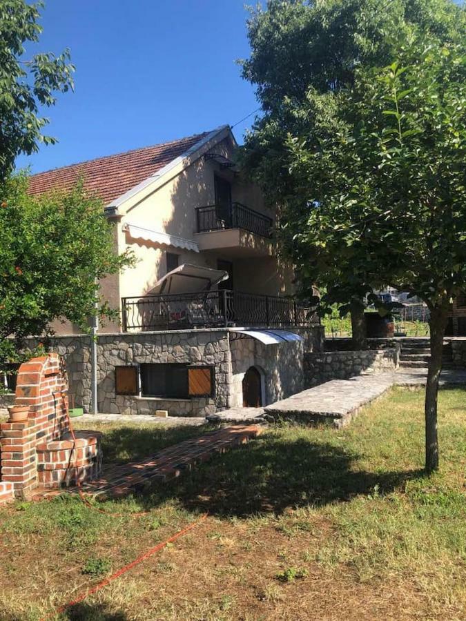 T-A Apartment Rijeka Crnojevića Exteriör bild